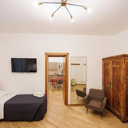 Dante 2 Rooms Apartment Super Central next metro By HouseinNaples-3